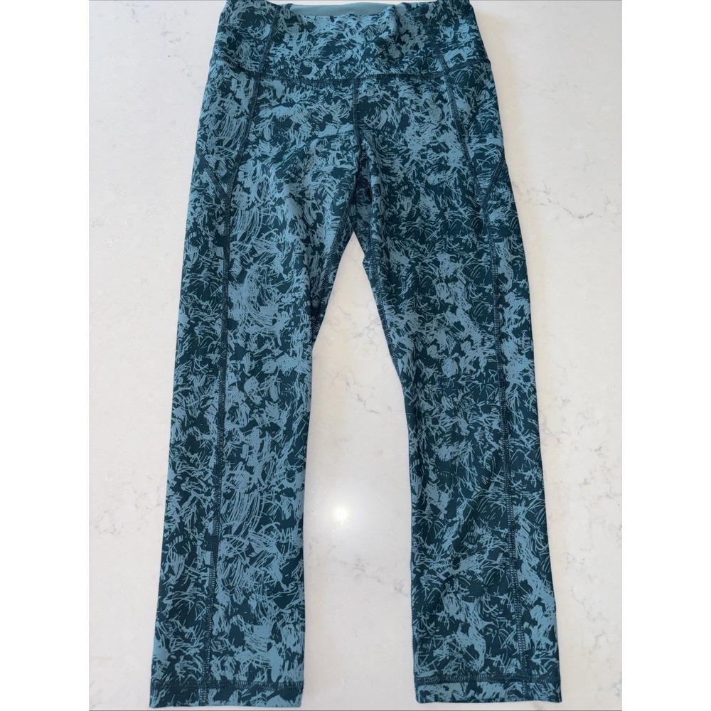 Green Teal Under Armour Leggings Womens Small Splatter Capri Compression‎ Fitted